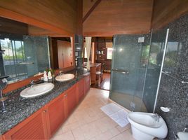 5 Bedroom Villa for rent at Coconut Paradise, Maenam