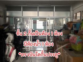 4 Schlafzimmer Ganzes Gebäude zu verkaufen in Taling Chan, Bangkok, Taling Chan