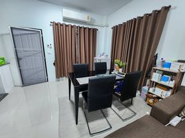 3 Bedroom Townhouse for sale at Sanmanee 9 , Ban Kao, Phan Thong, Chon Buri