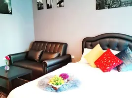 Студия Кондо в аренду в IDEO New Rama 9, Hua Mak, Банг Капи
