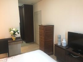2 Schlafzimmer Wohnung zu vermieten im Noble Refine, Khlong Tan