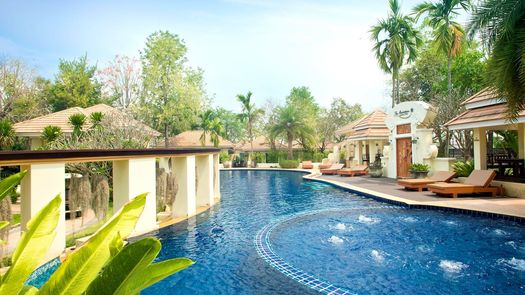 Photos 1 of the Communal Pool at The Masterpiece Scenery Hill