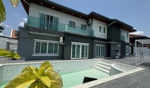 4 Bedrooms Villa for sale in Pong, Pattaya Lake Side Court 3