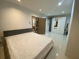 1 Schlafzimmer Appartement zu vermieten im Saranjai Mansion, Khlong Toei