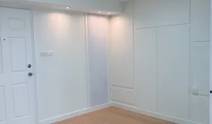 Studio Condo for sale in Khlong Chan, Bangkok Lumpini Center Nawamin