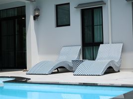 5 Bedroom Villa for sale at Nantawan Rama 9 - New Krungthepkretha, Saphan Sung