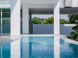 8 Bedroom Villa for sale at World Club Land, Nong Khwai