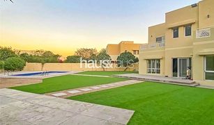 5 Schlafzimmern Villa zu verkaufen in , Dubai Meadows 4