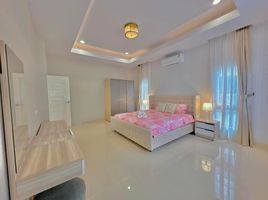 4 Schlafzimmer Villa zu verkaufen in Pattaya, Chon Buri, Bang Lamung