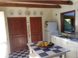 4 Bedroom House for sale at Valdivia, Mariquina