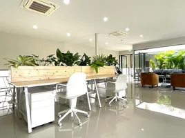 450 кв.м. Office for rent at 515 Victory, Thung Phaya Thai, Ратчатхещи, Бангкок