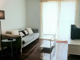 1 Bedroom Condo for rent at 49 Plus, Khlong Tan Nuea