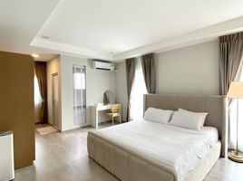 2 Schlafzimmer Villa zu verkaufen im Anya Bangna Ramkamhaeng 2, Dokmai