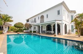 4 bedroom House for sale in Chiang Mai, Thailand