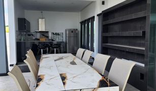 4 Bedrooms House for sale in Nong Phueng, Chiang Mai 