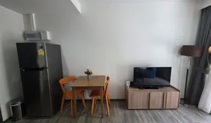Кондо, Студия на продажу в Патонг, Пхукет The Deck Patong