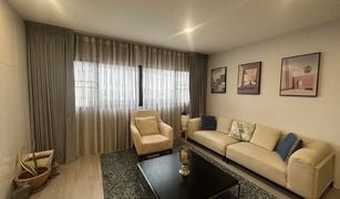 曼谷 Lumphini Somkid Place 2 卧室 公寓 售 