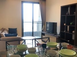 2 Bedroom Apartment for rent at The Lumpini 24, Khlong Tan