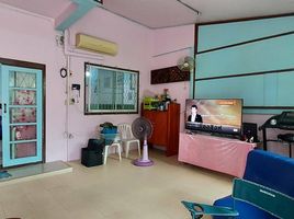 3 Bedroom Townhouse for sale in Pattavikorn Market, Khlong Kum, Nuan Chan