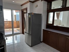 2 Schlafzimmer Appartement zu vermieten im Fifty Fifth Tower, Khlong Tan Nuea