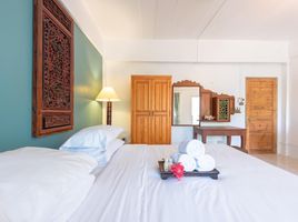 2 Schlafzimmer Appartement zu vermieten im Apartment in Surin Phuket, Choeng Thale