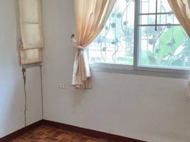 3 Schlafzimmer Villa zu verkaufen im Baan Surinda 1, Mueang Kao, Mueang Khon Kaen