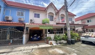 3 Bedrooms Townhouse for sale in Nong Khang Phlu, Bangkok Baan Taweethong 110