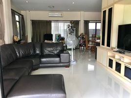6 Schlafzimmer Haus zu verkaufen im Perfect Place Rattanathibet-Saima, Sai Ma