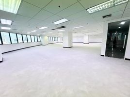 435.86 m² Office for rent at Ital Thai Tower, Bang Kapi, Huai Khwang, Bangkok