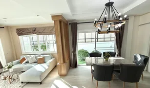 4 Schlafzimmern Haus zu verkaufen in Wichit, Phuket 