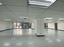 387 кв.м. Office for rent at Sino-Thai Tower, Khlong Toei Nuea