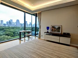 1 Bedroom Condo for rent at Sindhorn Tonson , Lumphini