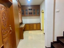 5 Schlafzimmer Villa zu verkaufen im Chaiyaphruek Lake View, Ban Pet