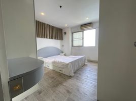 1 Bedroom Apartment for sale at Tara Ruankaew, Phlapphla