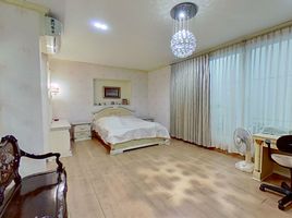 6 Bedroom House for sale in Angkaew Reservoir, Suthep, Suthep