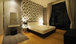1 Bedroom Condo for sale in Sam Sen Nai, Bangkok Noble ReD