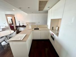 2 Bedroom Apartment for sale at Watermark Chaophraya, Bang Lamphu Lang