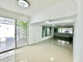 6 спален Дом for sale in Таиланд, Suan Luang, Суан Луанг, Бангкок, Таиланд