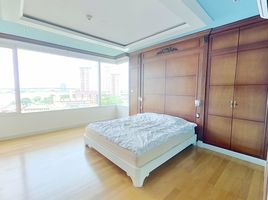 3 Schlafzimmer Appartement zu verkaufen im Watermark Chaophraya, Bang Lamphu Lang, Khlong San