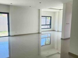 4 Bedroom House for sale at Patta Element, Bang Lamung, Pattaya