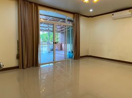4 Schlafzimmer Haus zu verkaufen im Metharom, Bueng Yi Tho