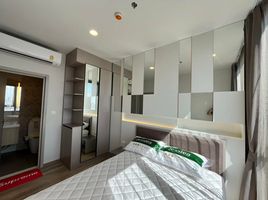 1 Schlafzimmer Appartement zu vermieten im Oka Haus, Khlong Tan