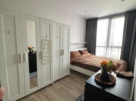 1 Schlafzimmer Appartement zu vermieten im Oka Haus, Khlong Tan, Khlong Toei