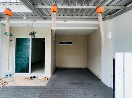 3 Schlafzimmer Haus zu verkaufen im Pruksa Town Nexts Loft Pinklao-Sai 4, Krathum Lom, Sam Phran, Nakhon Pathom