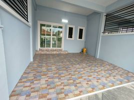 3 Bedroom House for sale in Nong Khang Phlu, Nong Khaem, Nong Khang Phlu