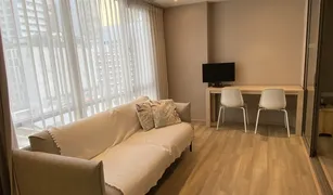 1 Bedroom Condo for sale in Si Lom, Bangkok Klass Silom Condo