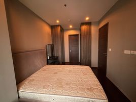 1 Schlafzimmer Appartement zu vermieten im C Ekkamai, Khlong Tan Nuea