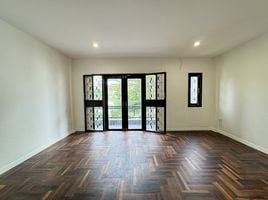 3 Bedroom Townhouse for rent at Private Villa, Nuan Chan, Bueng Kum