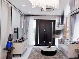 4 Schlafzimmer Villa zu verkaufen im Nantawan Ramintra -​ Paholyothin 50, Tha Raeng, Bang Khen, Bangkok