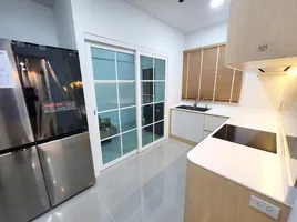 4 Schlafzimmer Haus zu vermieten im Golden Neo Sukhumvit Lasalle, Samrong Nuea